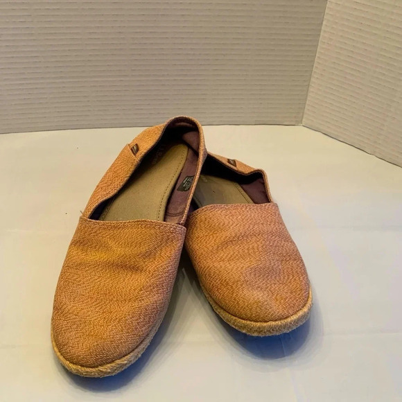🥿 L.L. Bean Light Brown Flats - Women’s Size 8.5 🥿 - Picture 2 of 10